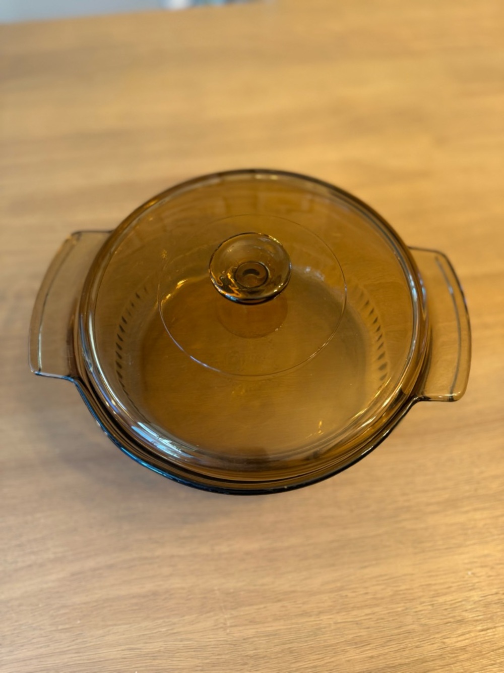 Vintage ANCHOR HOCKING 1438 - Amber 9'' Casserole 2 QT Dish With Lid